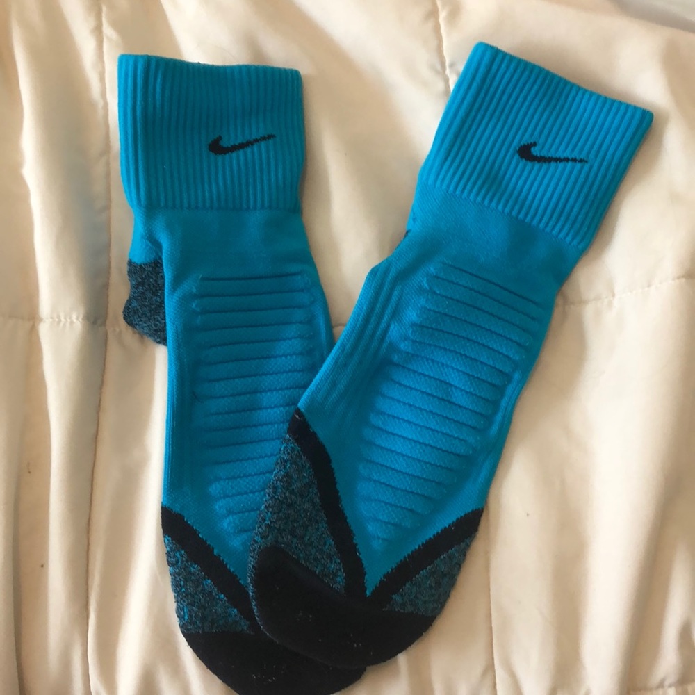 Nike mid ankle socks